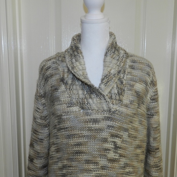 Liz Claiborne Sweater Tunic - Picture 2 of 10